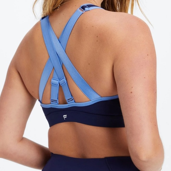 Fabletics: Belle High Impact Sports Bra, Size M - Picture 2 of 2